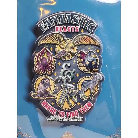 Universal Studios Harry Potter Fantastic Beast Magnet - Picture 1 of 4
